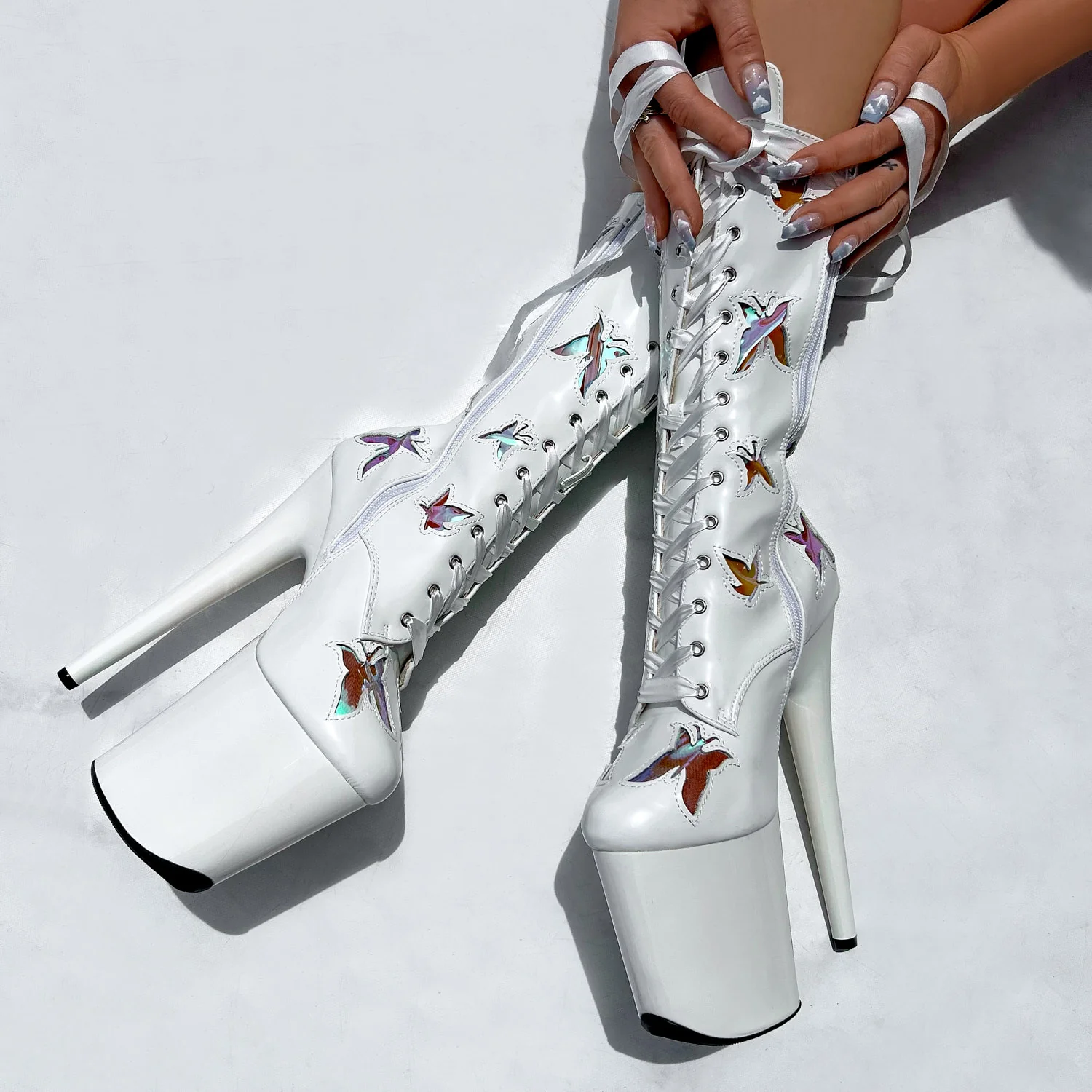Butterfly Boot - White - 8 INCH - Image 3