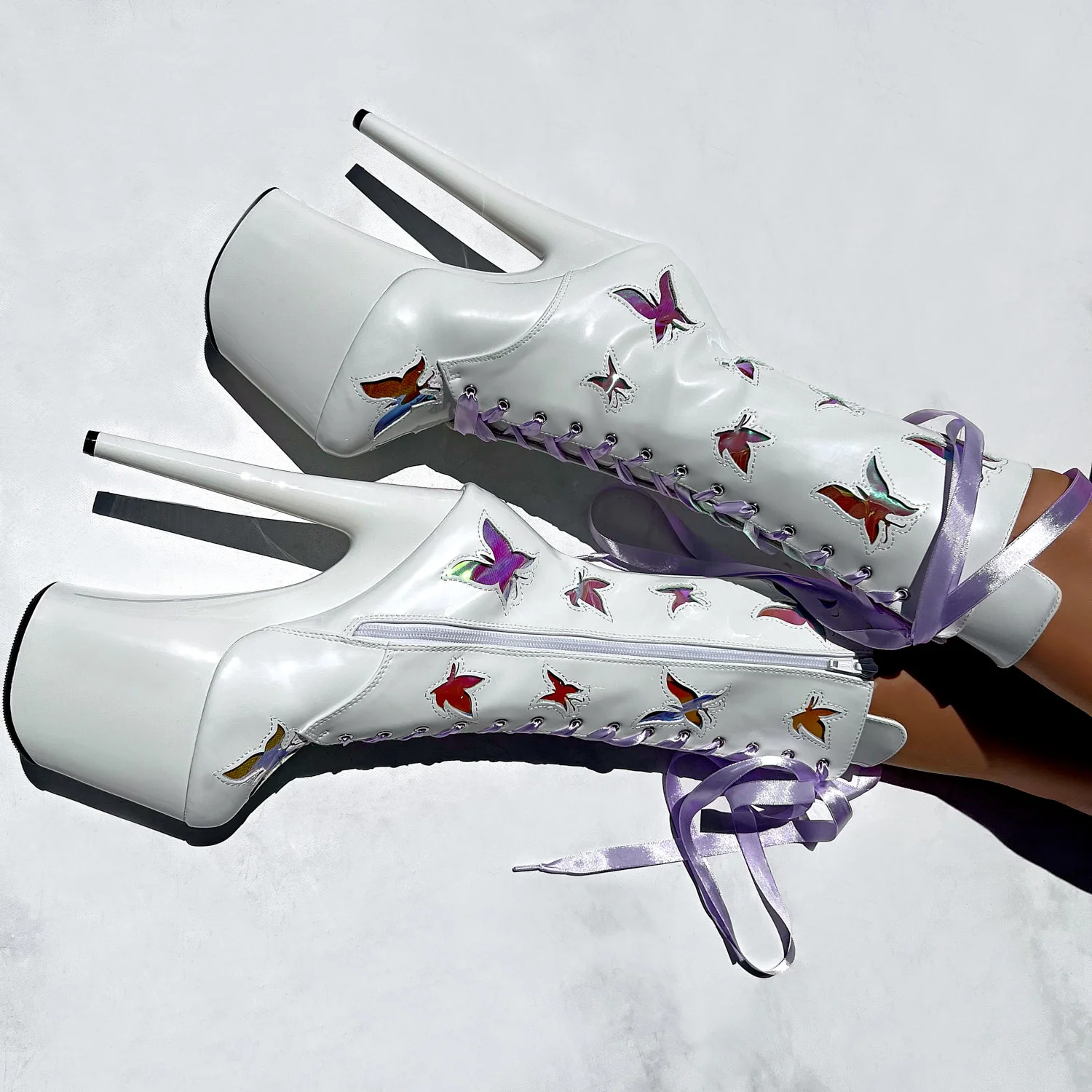 Butterfly Boot - White - 8 INCH - Image 4
