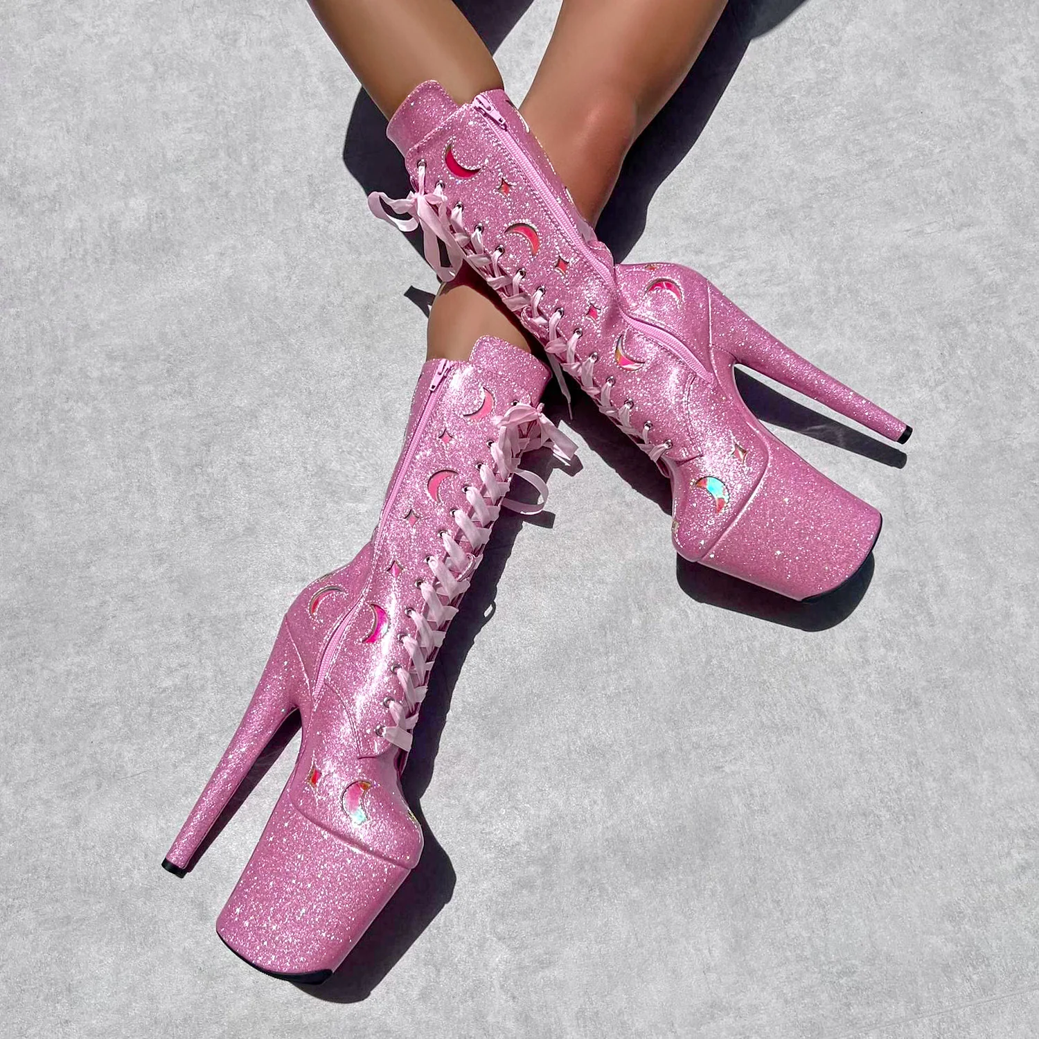 The Glitterati Cosmic Boot - Pink Sparkle - 8INCH - Image 2