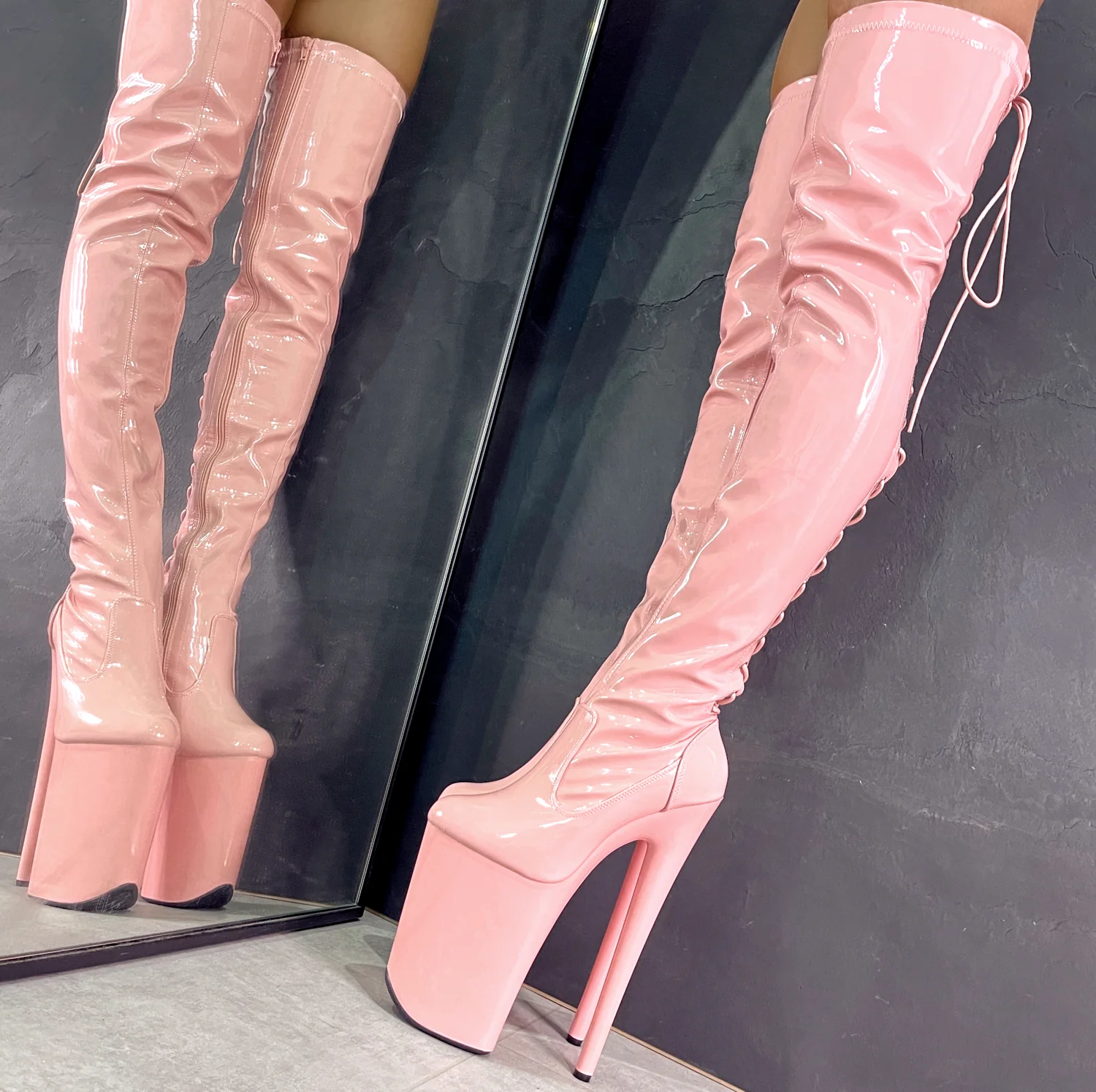 LipKit Thigh High - Candy Shop - 9 INCH - Image 7